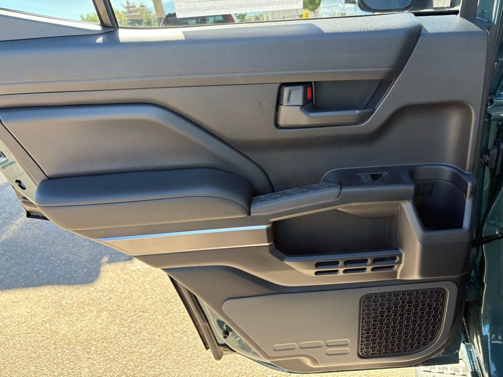 Used 2025 Toyota 4Runner TRD Off-Road image 30