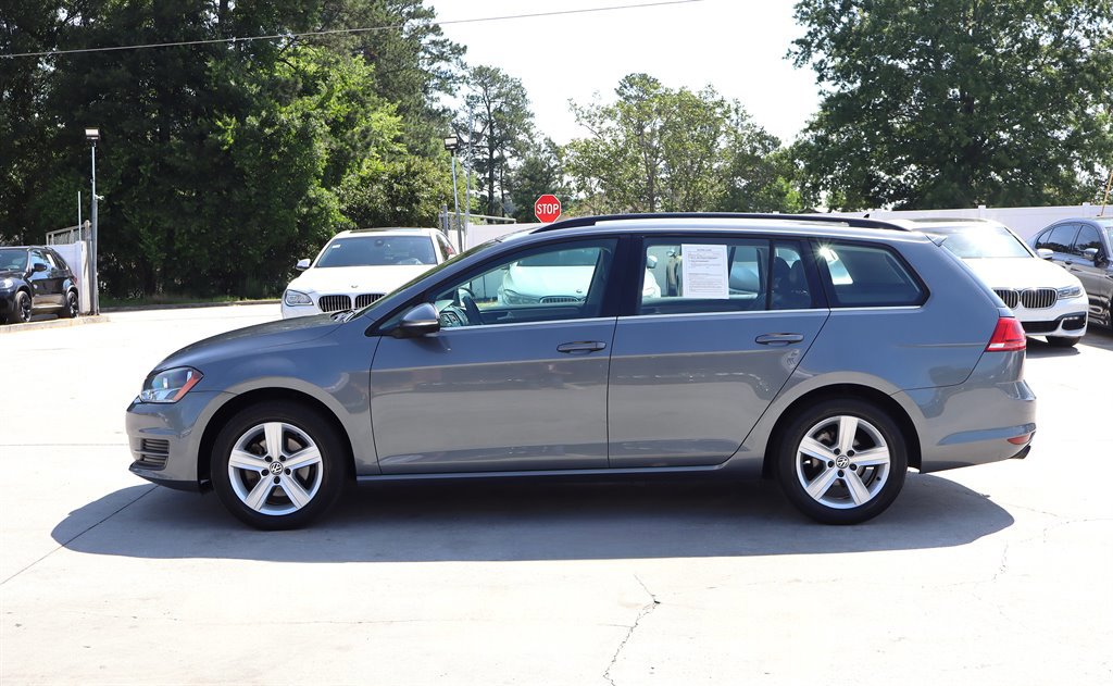 Used 2015 Volkswagen Golf TDI S FWD image 4