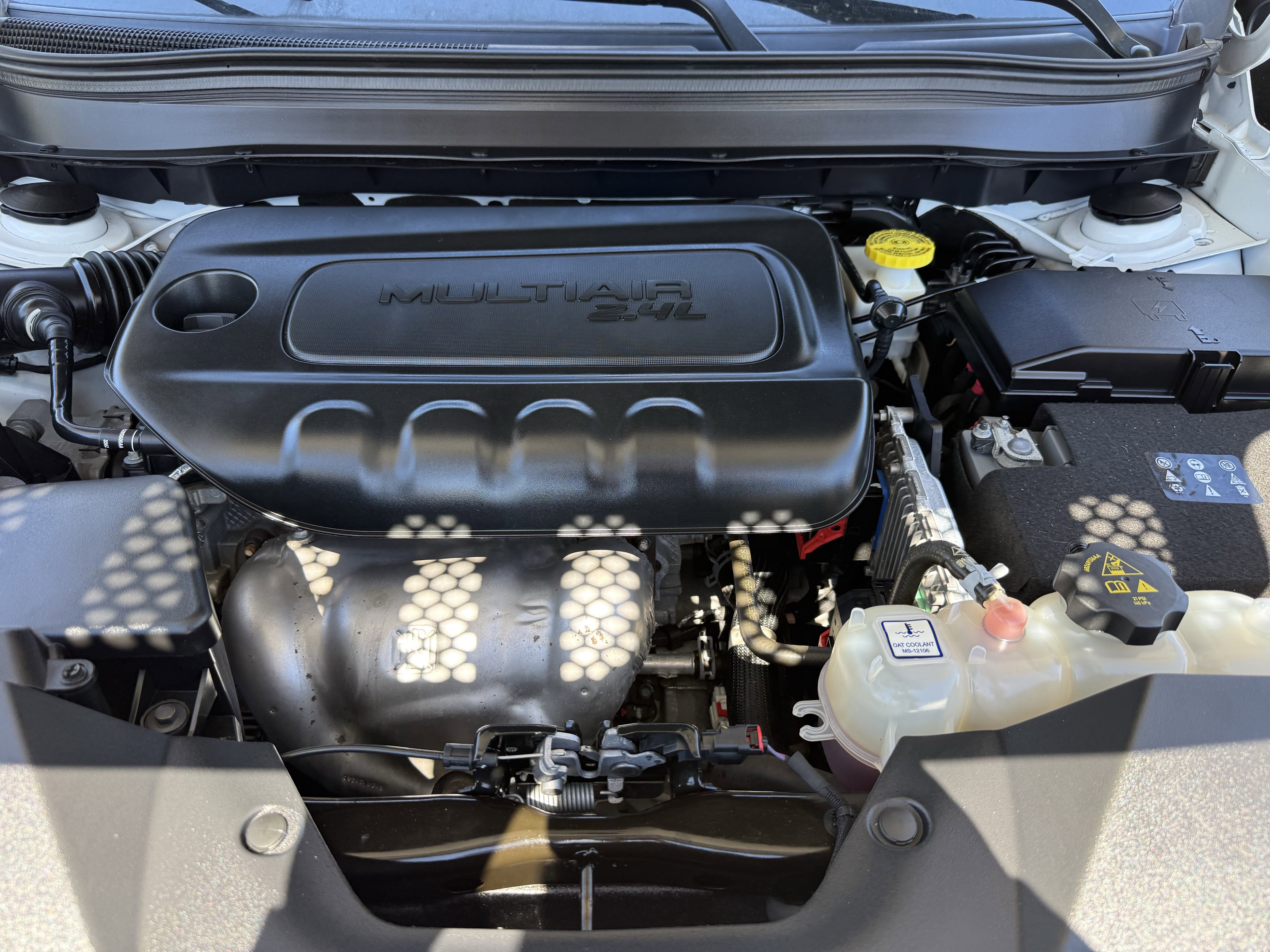 Used 2023 Jeep Cherokee Altitude Lux image 33