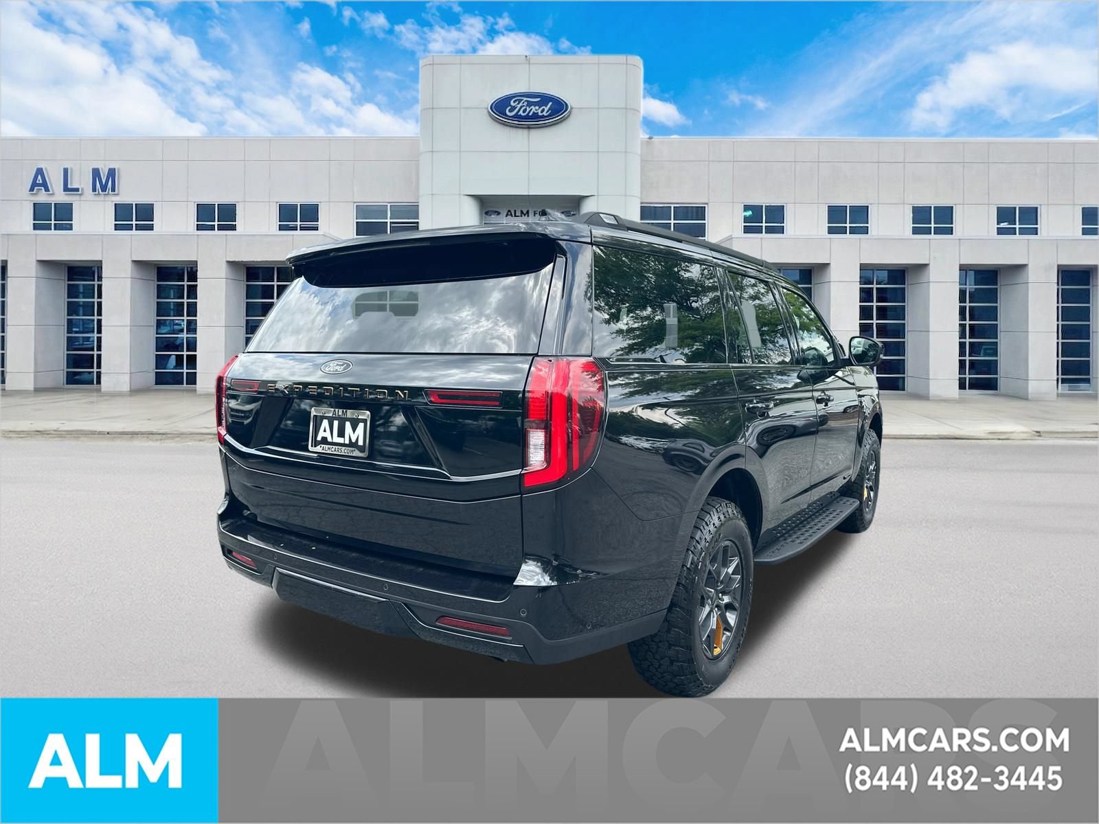 Certified 2025 Ford Expedition Tremor AWD/4WD image 5