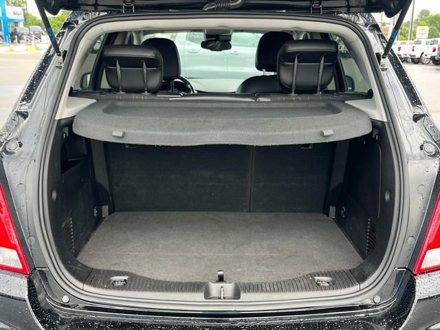 Used 2018 Chevrolet Trax LT w/ LT Convenience Package image 6