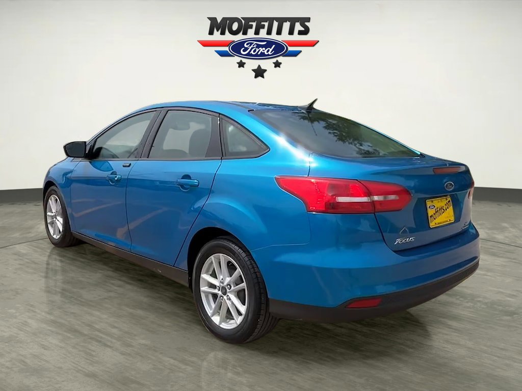 Used 2015 Ford Focus SE FWD image 3
