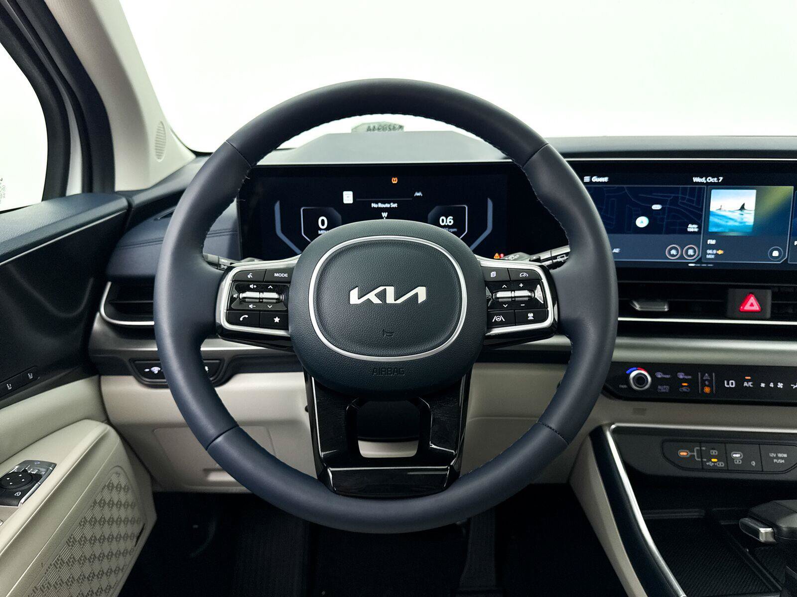 Used 2026 Kia Carnival SX Prestige FWD image 35