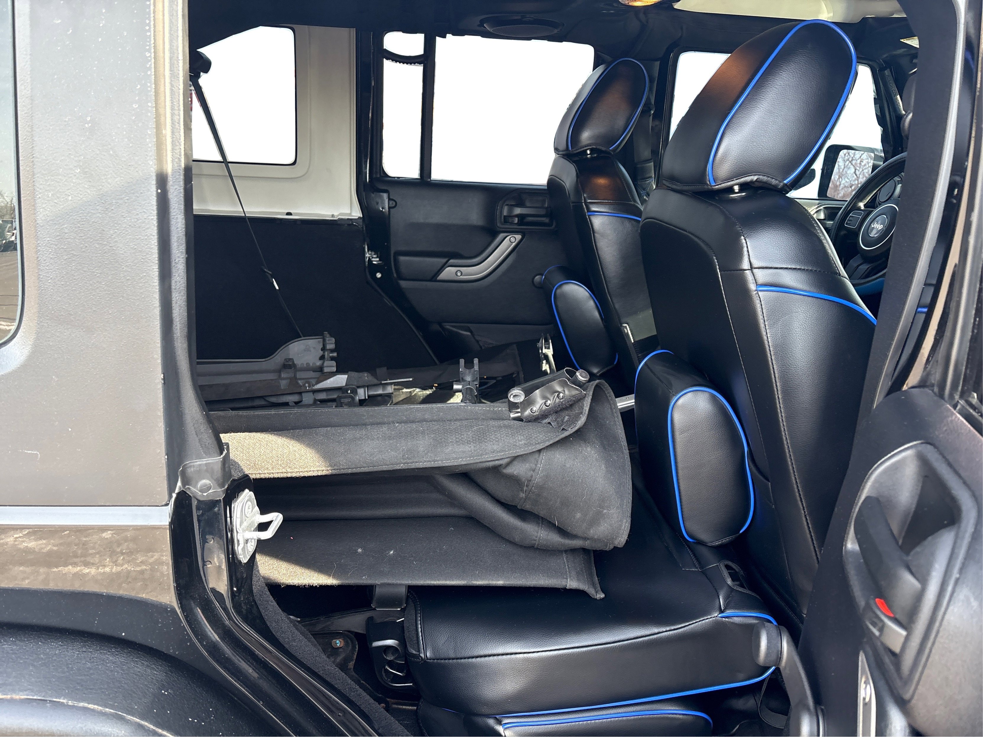 Used 2014 Jeep Wrangler Unlimited Sport w/ Trailer Tow Group image 20