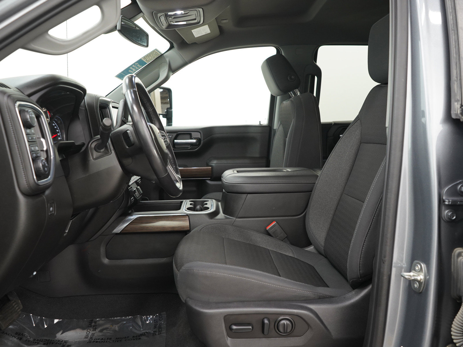 Used 2021 Chevrolet Silverado 1500 LT Trail Boss w/ Bed Protection Package AWD/4WD image 23