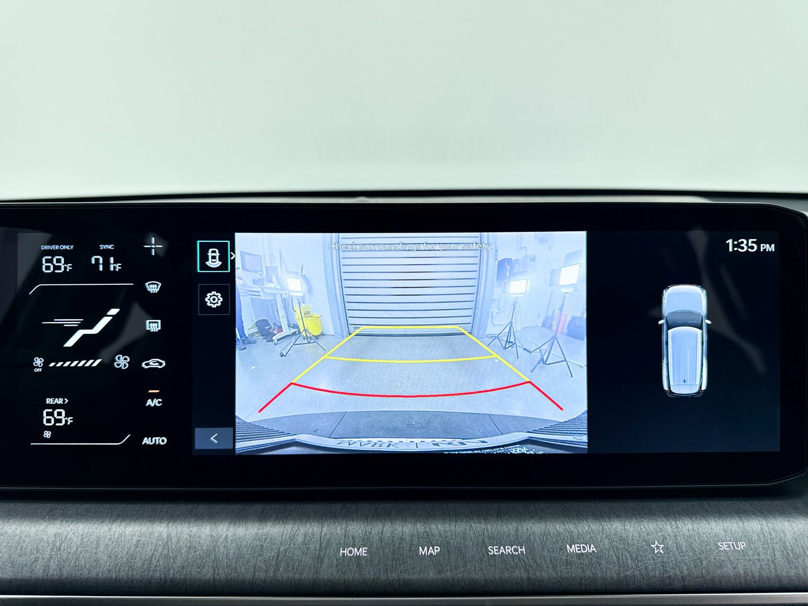 Used 2025 Kia EV9 Wind image 12