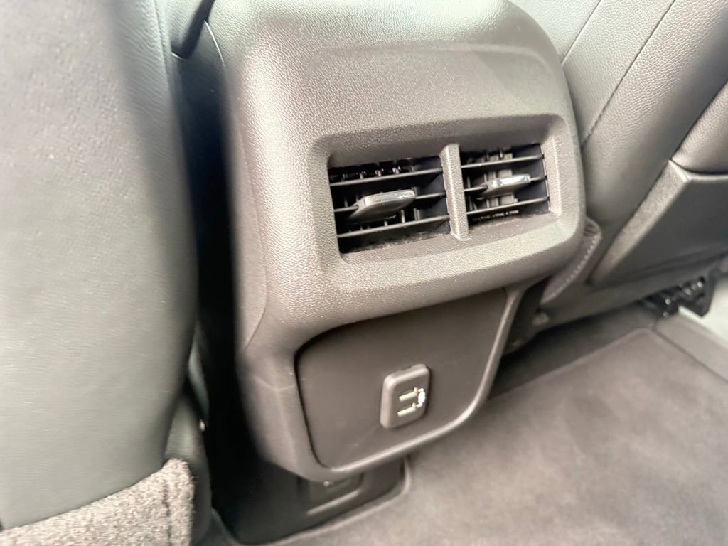 Used 2022 GMC Terrain AT4 AWD/4WD image 23