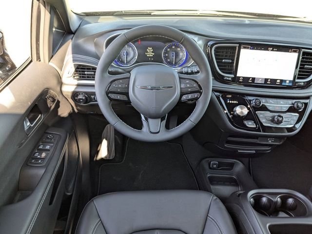 New 2026 Chrysler Pacifica Select w/ S Appearance Package FWD image 26