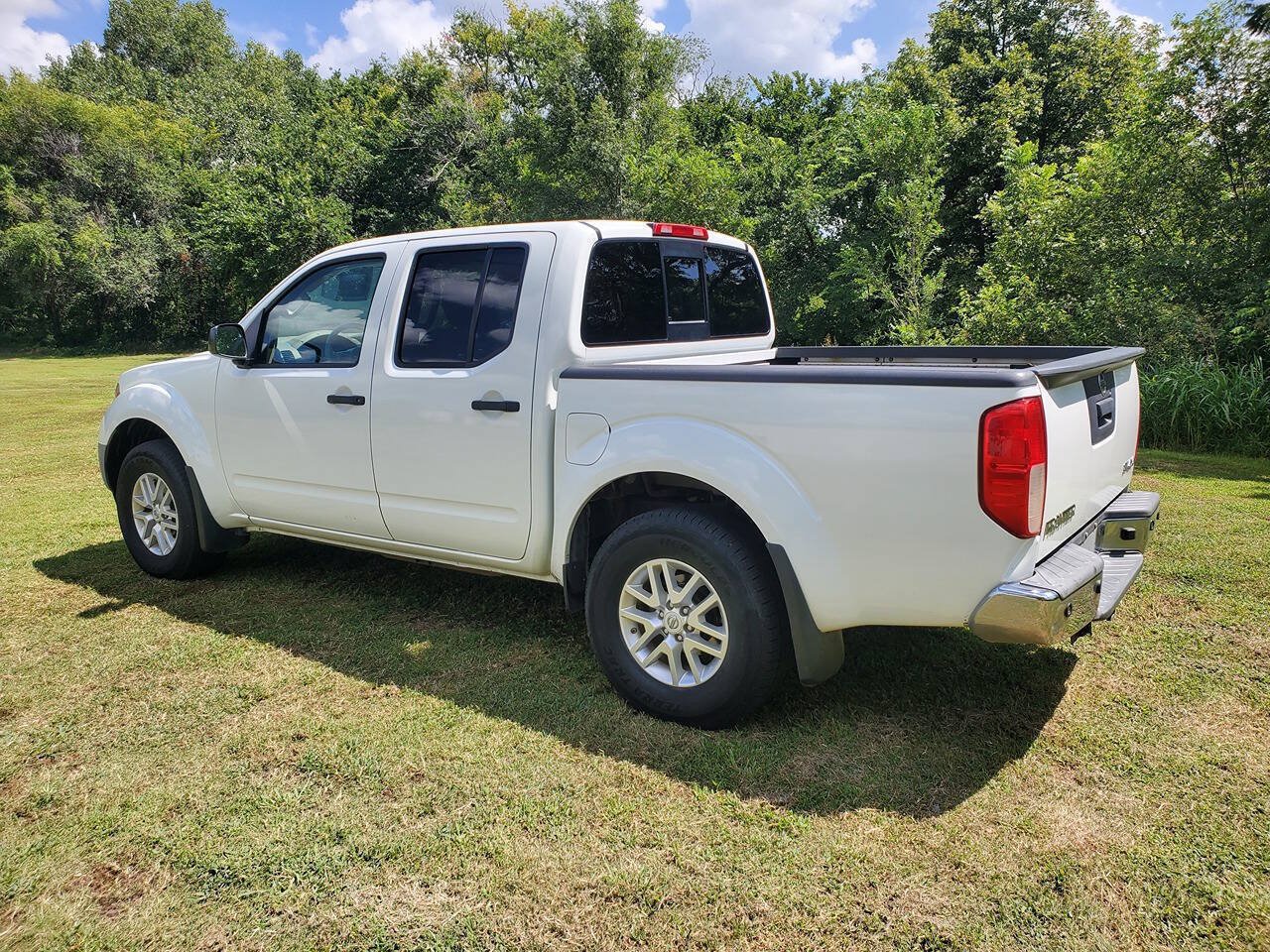 Used 2016 Nissan Frontier SV AWD/4WD image 7
