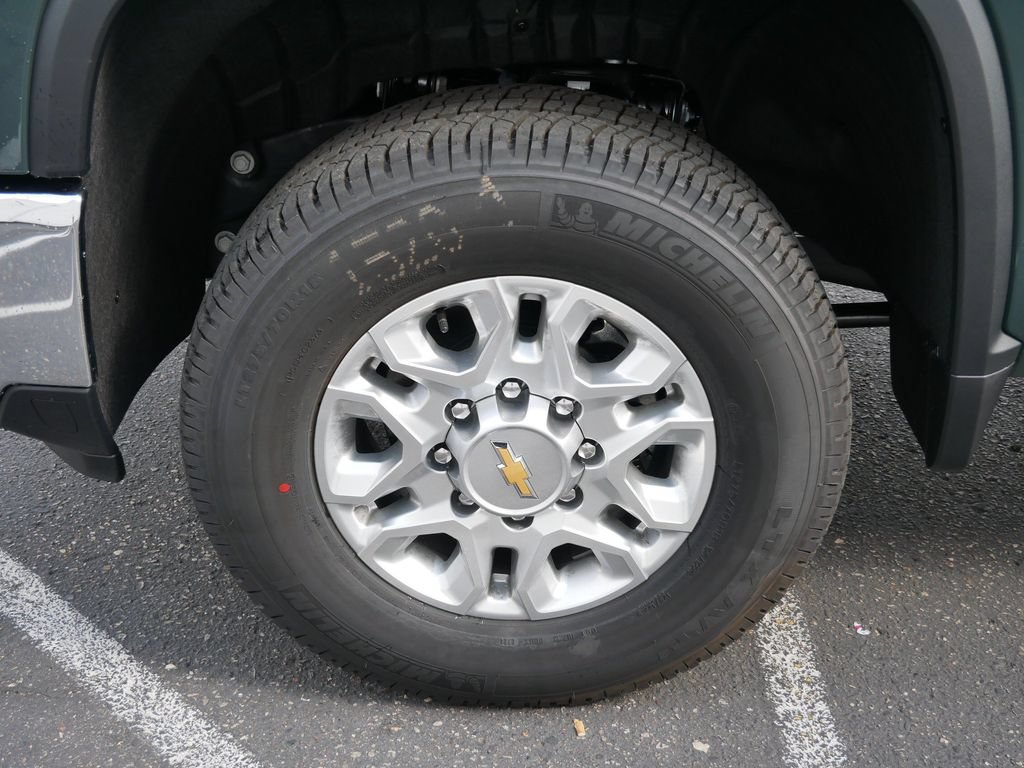 New 2026 Chevrolet Silverado 2500 LT w/ All Star Edition AWD/4WD image 13