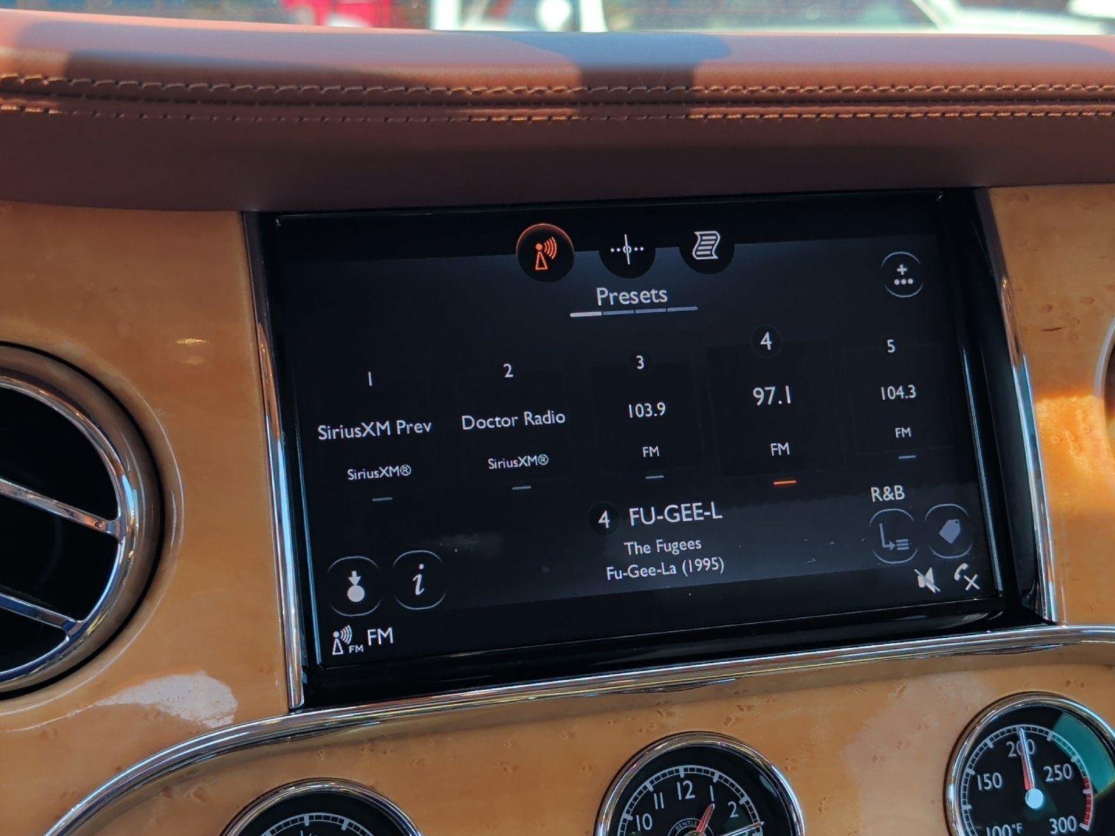 Used 2017 Bentley Mulsanne RWD image 30