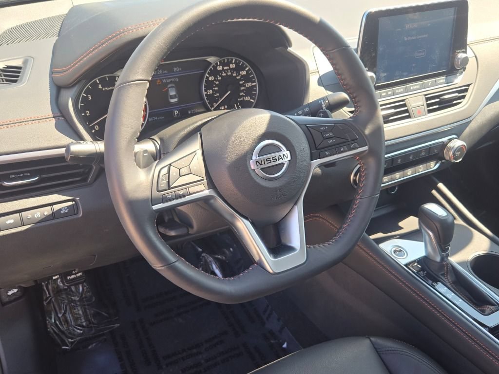 Used 2022 Nissan Altima 2.5 SR w/ Midnight Edition Package FWD image 22