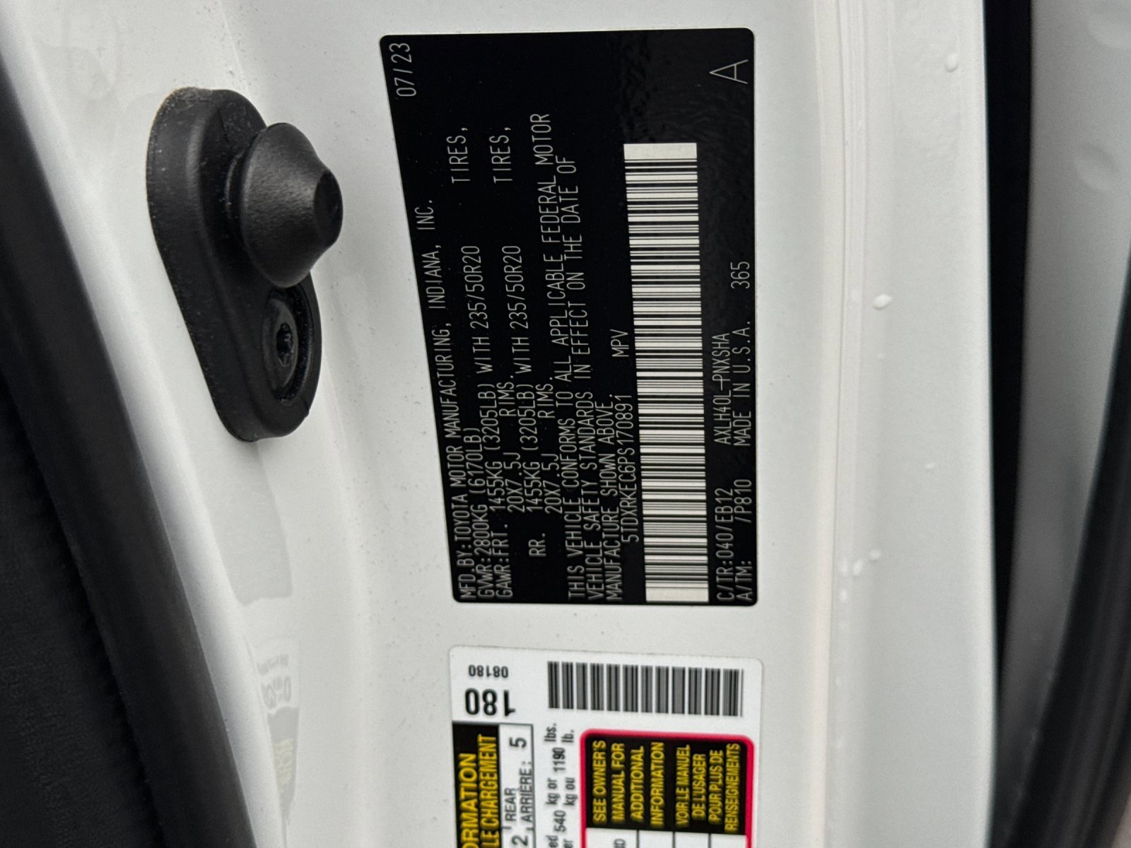 Used 2023 Toyota Sienna XSE image 29