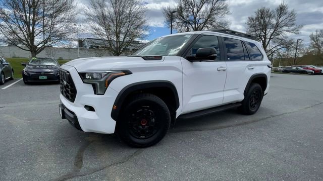 Certified 2025 Toyota Sequoia TRD Pro AWD/4WD image 4