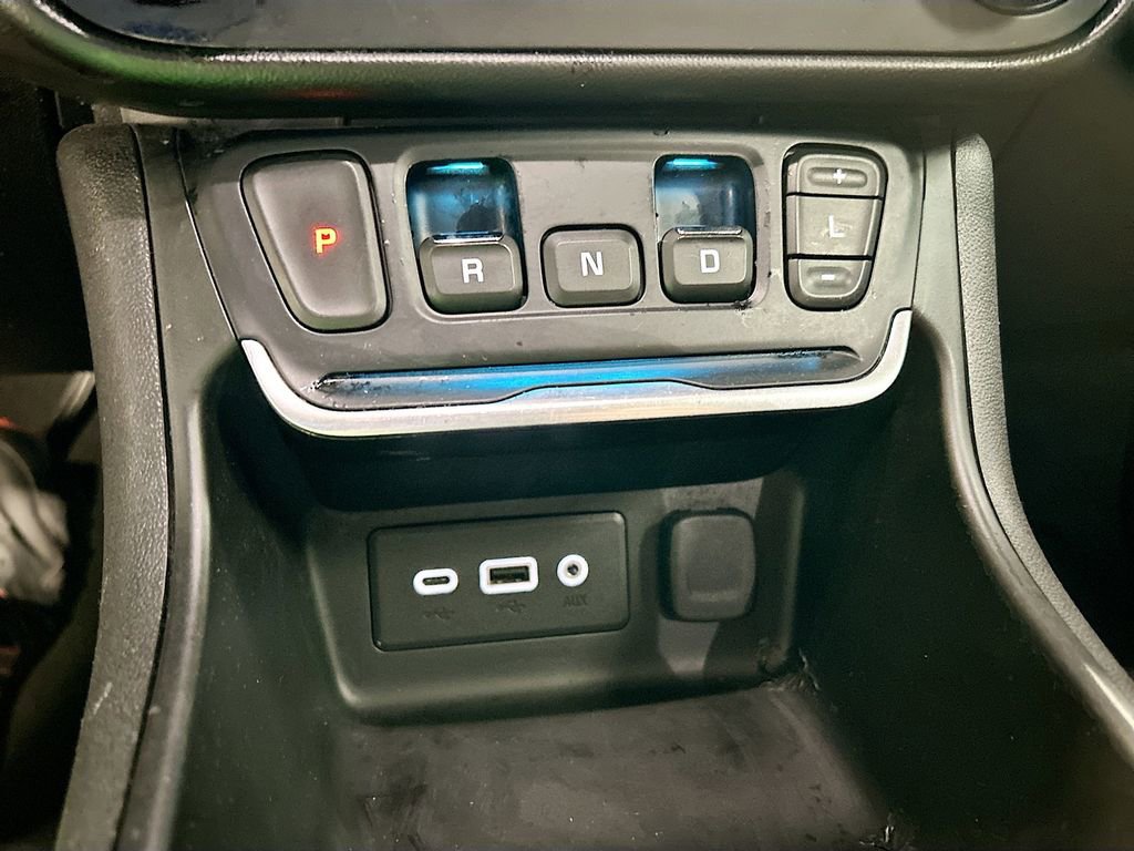 Used 2018 GMC Terrain SLE image 16