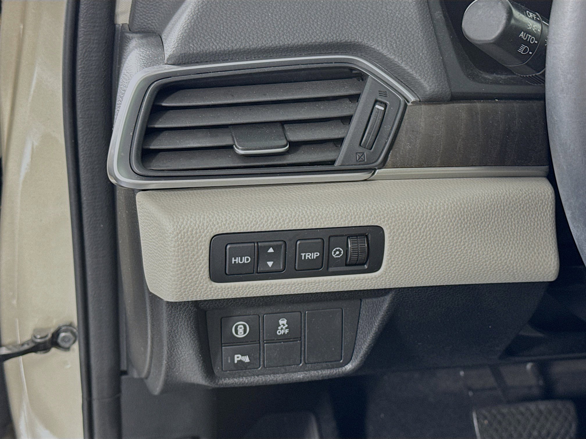 Certified 2018 Honda Accord Touring image 10