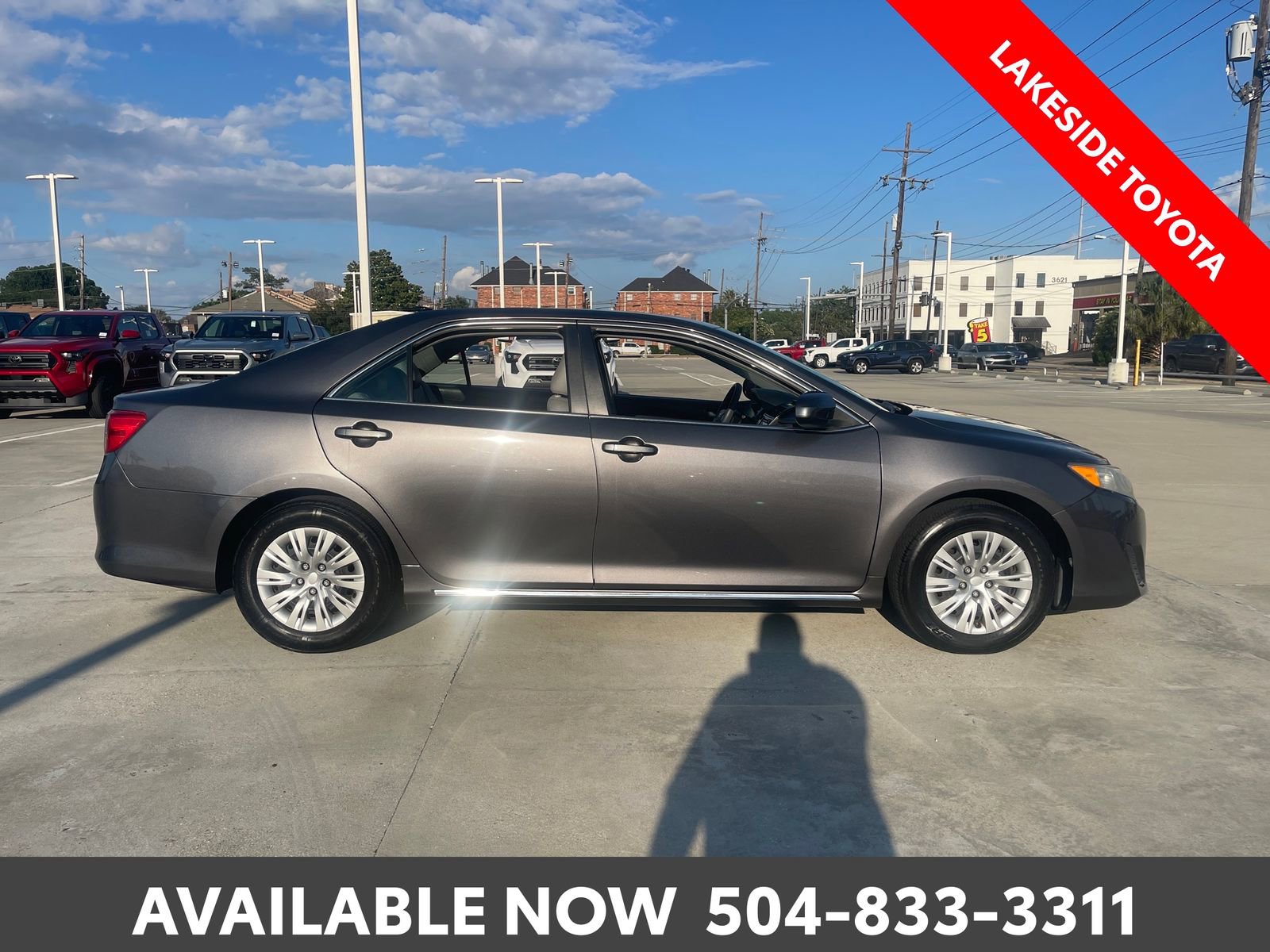 Used 2014 Toyota Camry LE FWD image 6