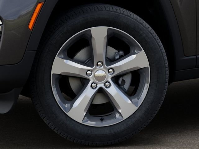 New 2025 Jeep Grand Cherokee Limited image 8