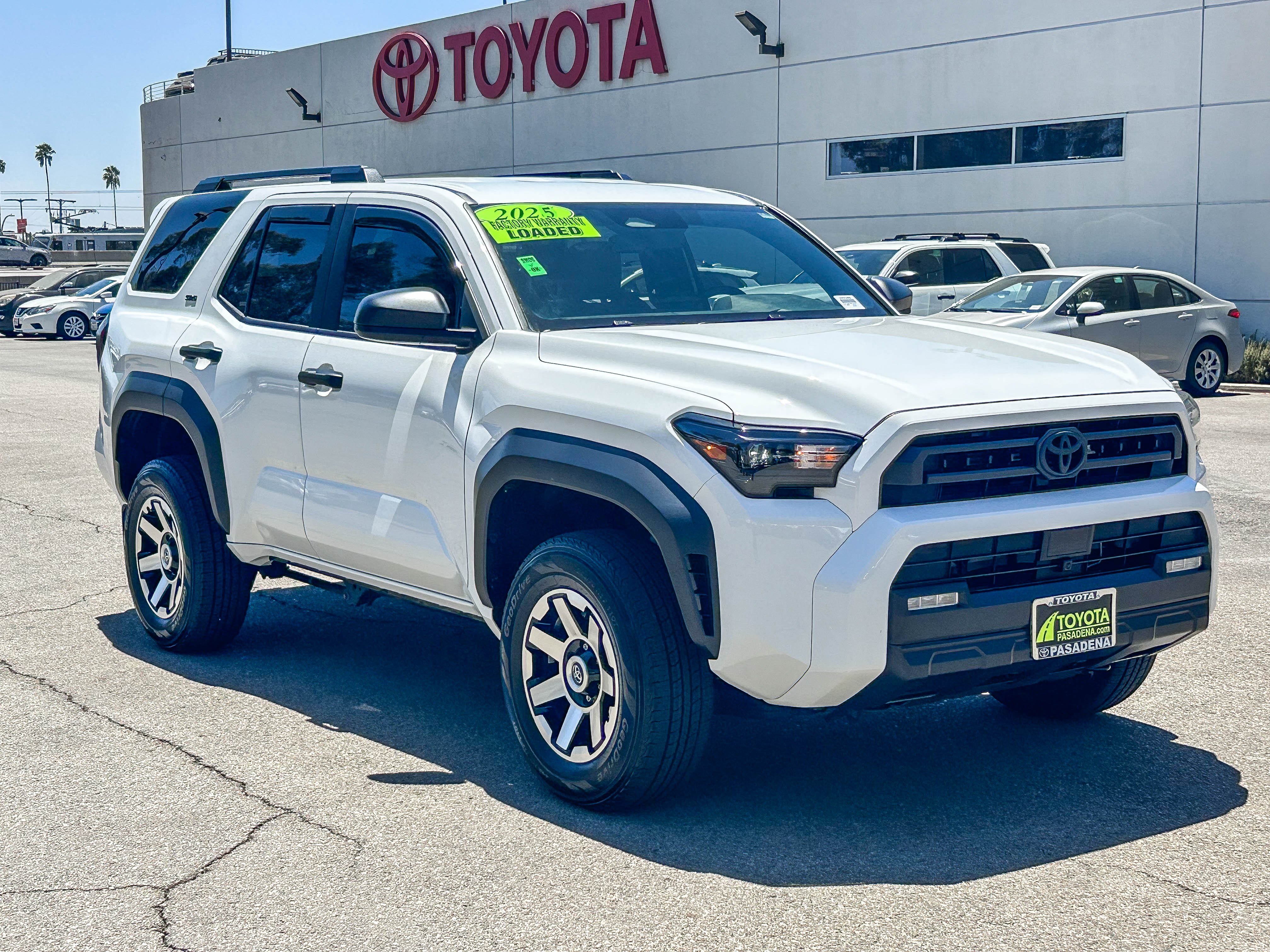 Used 2025 Toyota 4Runner SR5 AWD/4WD image 3
