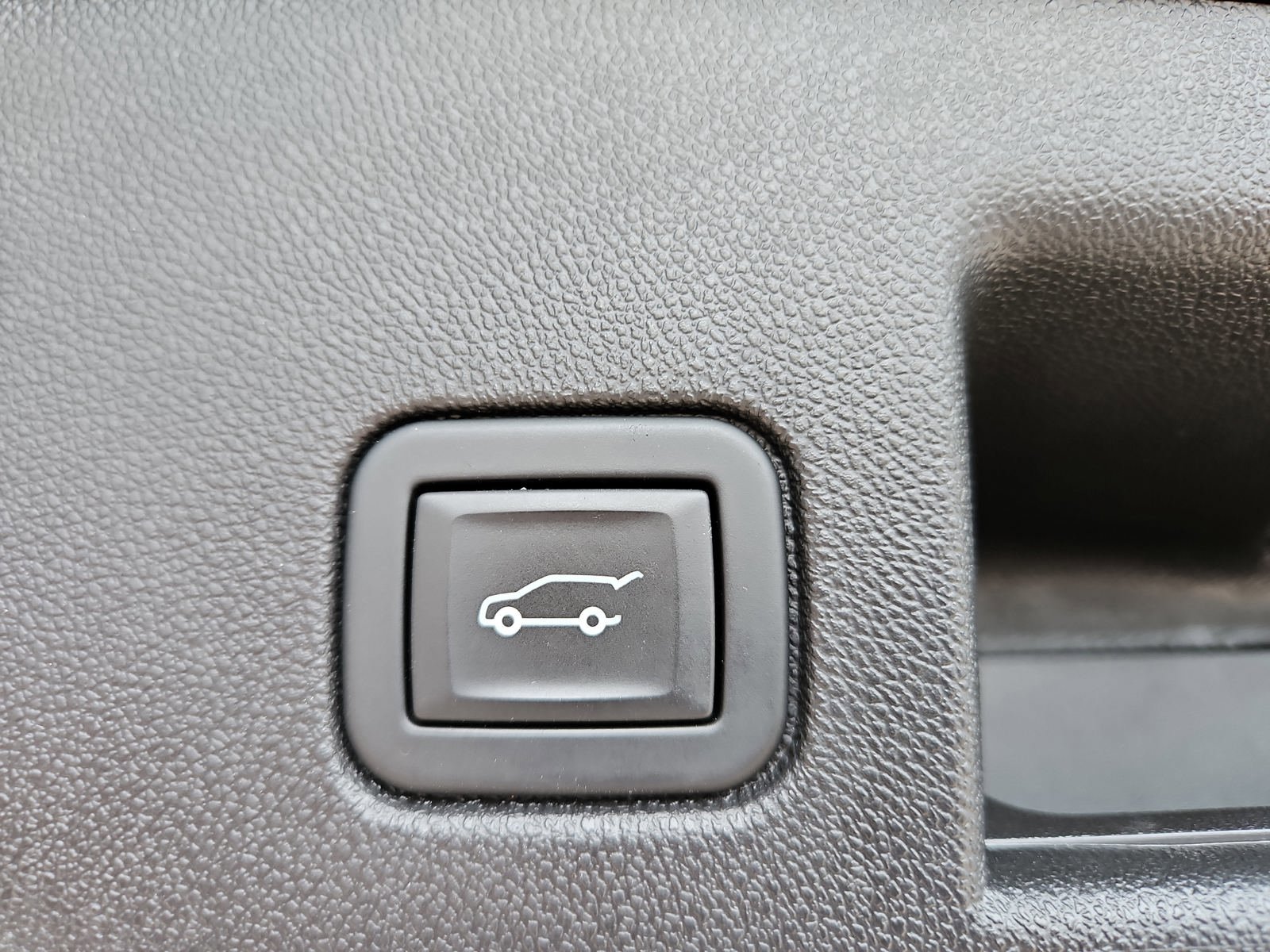 Used 2024 Chevrolet Equinox LT image 20