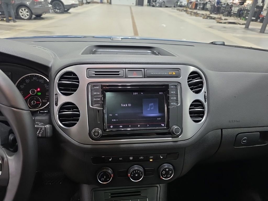 Used 2017 Volkswagen Tiguan Wolfsburg Edition image 23