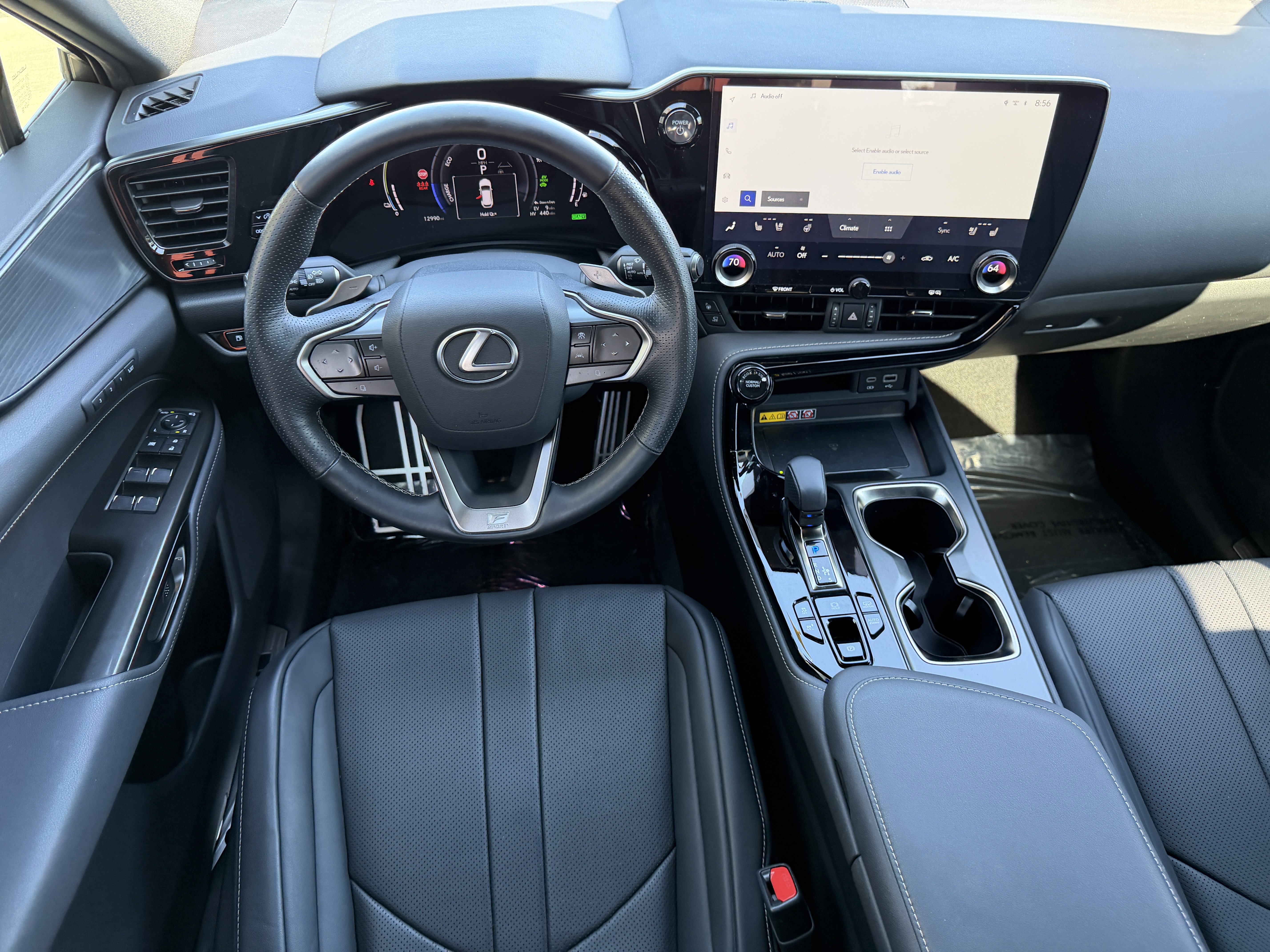 Used 2025 Lexus NX 450h+ F Sport image 13