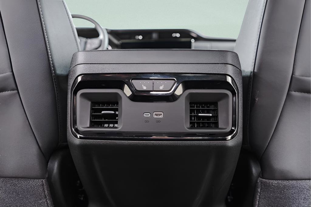 Used 2025 GMC Sierra 1500 AT4 AWD/4WD image 30