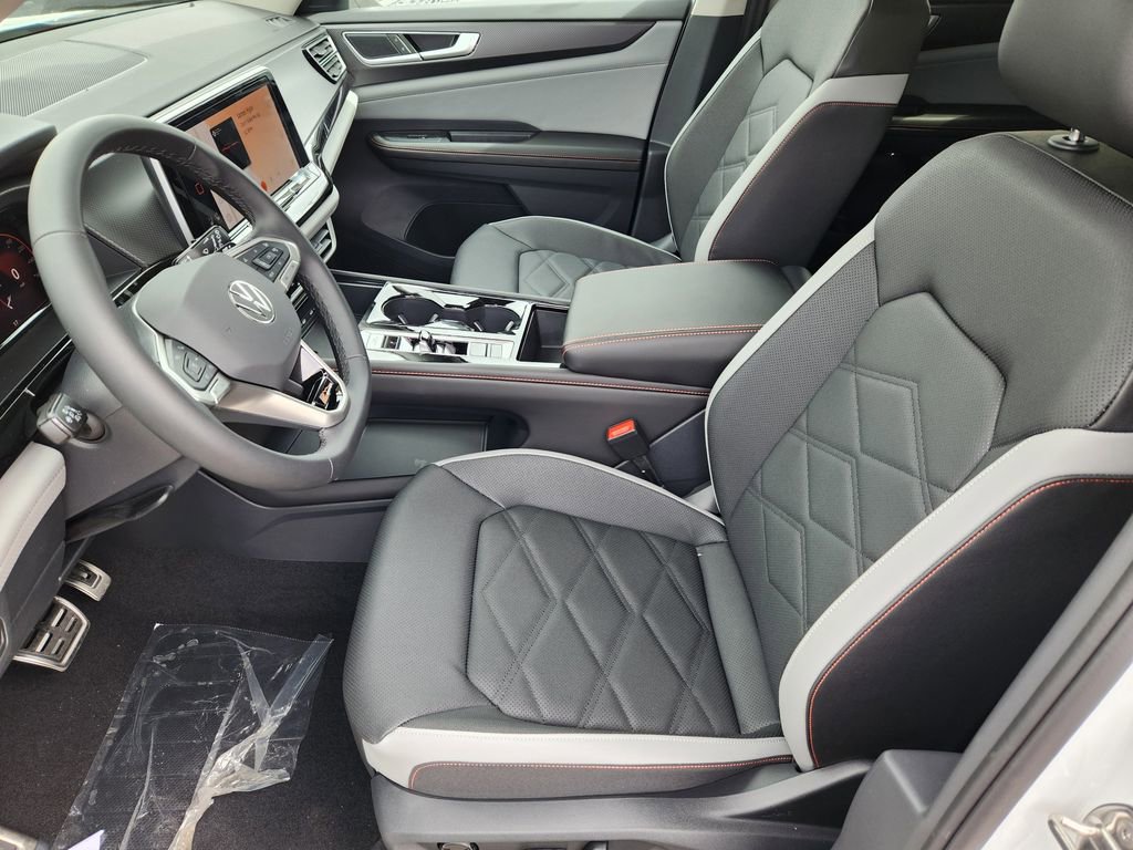 New 2026 Volkswagen Atlas Peak Edition AWD/4WD image 10