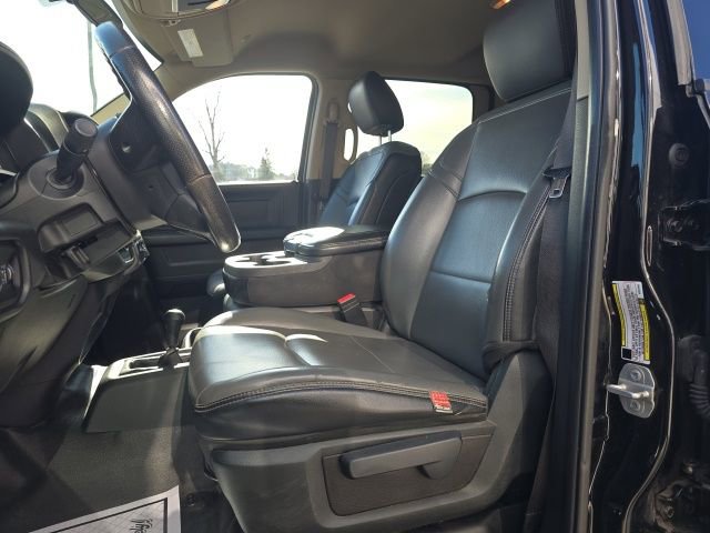 Certified 2019 RAM 3500 Tradesman w/ Chrome Appearance Group image 9