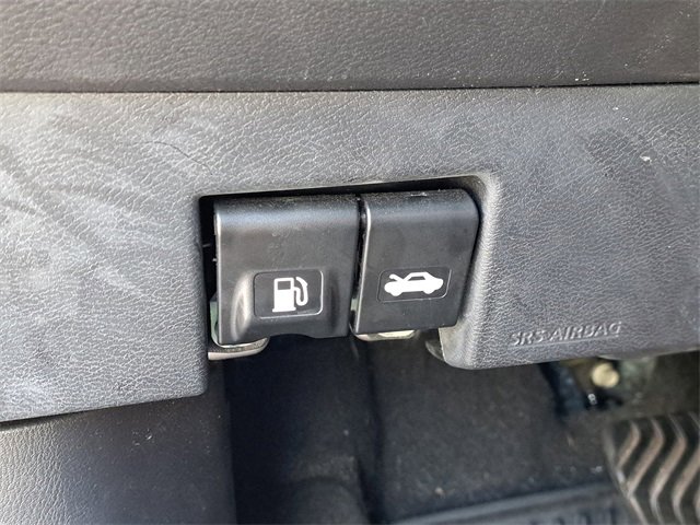 Used 2023 Nissan Kicks SV image 28