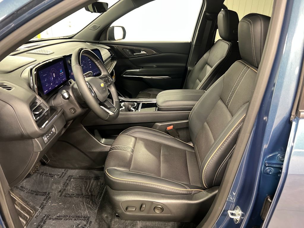 Certified 2026 Chevrolet Traverse High Country w/ LPO, Floor Liner Package AWD/4WD image 13