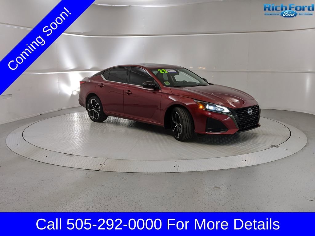 Used 2023 Nissan Altima 2.5 SR w/ SR Premium Package