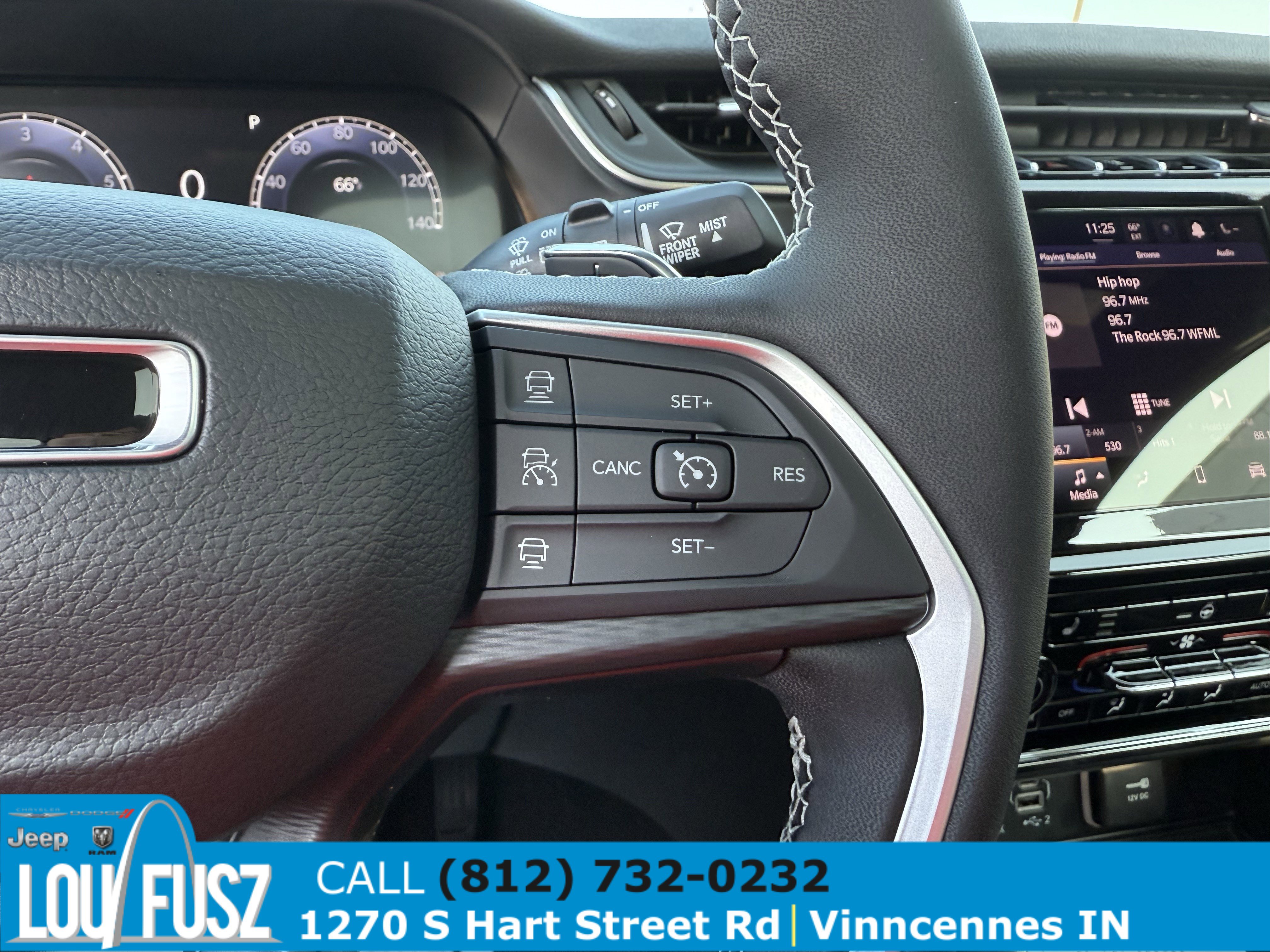 New 2025 Jeep Grand Cherokee L Altitude image 23