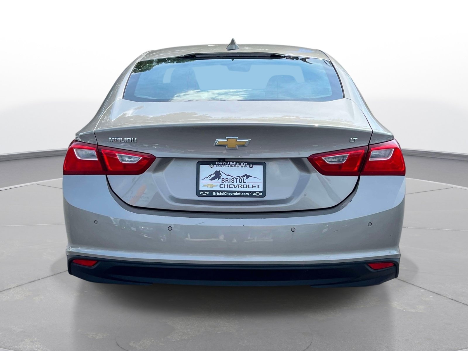 Used 2024 Chevrolet Malibu LT FWD image 5