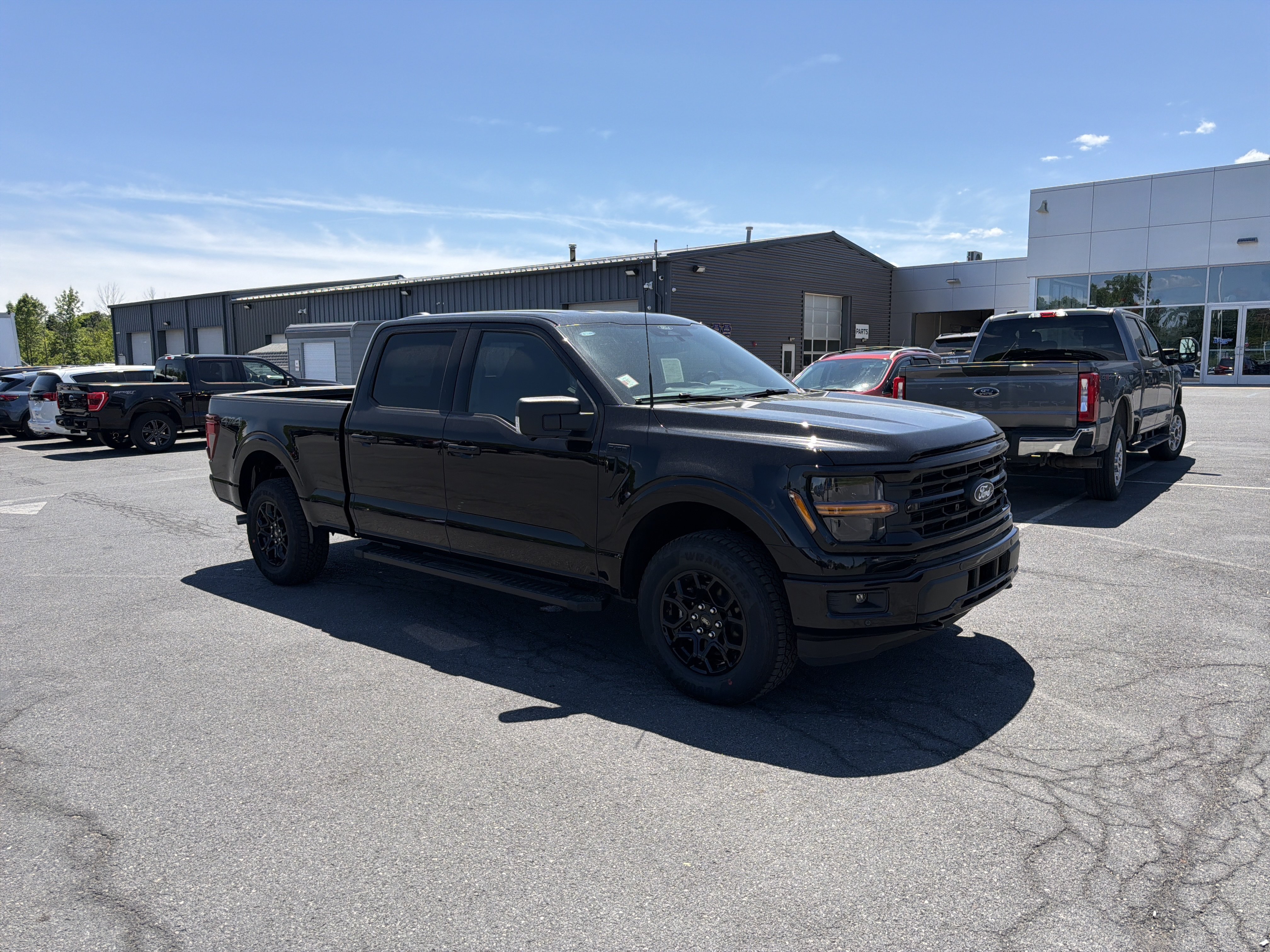 New 2026 Ford F150 XLT w/ Equipment Group 302A MID