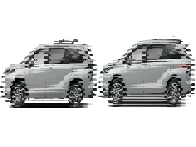 Certified 2024 Toyota Sienna XLE Woodland Edition image 3