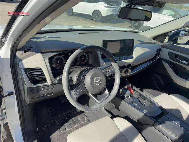 Certified 2024 Nissan Rogue SL FWD image 16