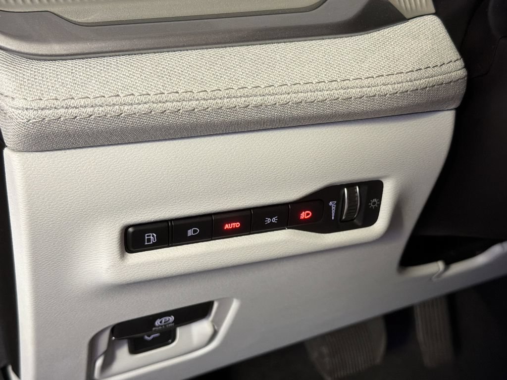 New 2026 Jeep Cherokee Laredo AWD/4WD image 14