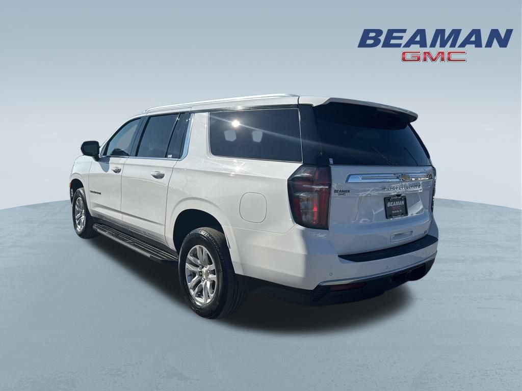 Used 2024 Chevrolet Suburban LT image 5