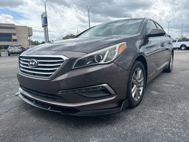 Used 2015 Hyundai Sonata SE w/ Option Group 09 image 5