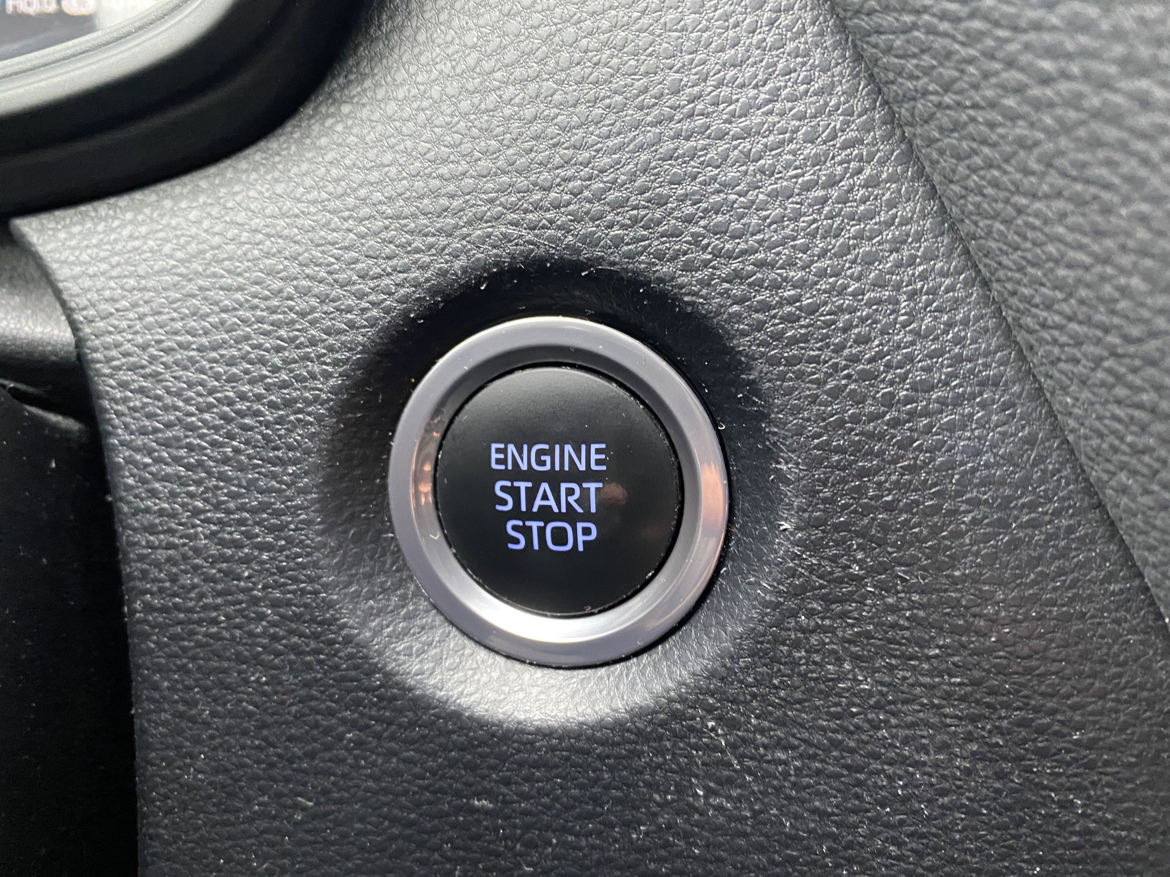 Used 2022 Toyota Corolla SE w/ SE Premium Package image 32