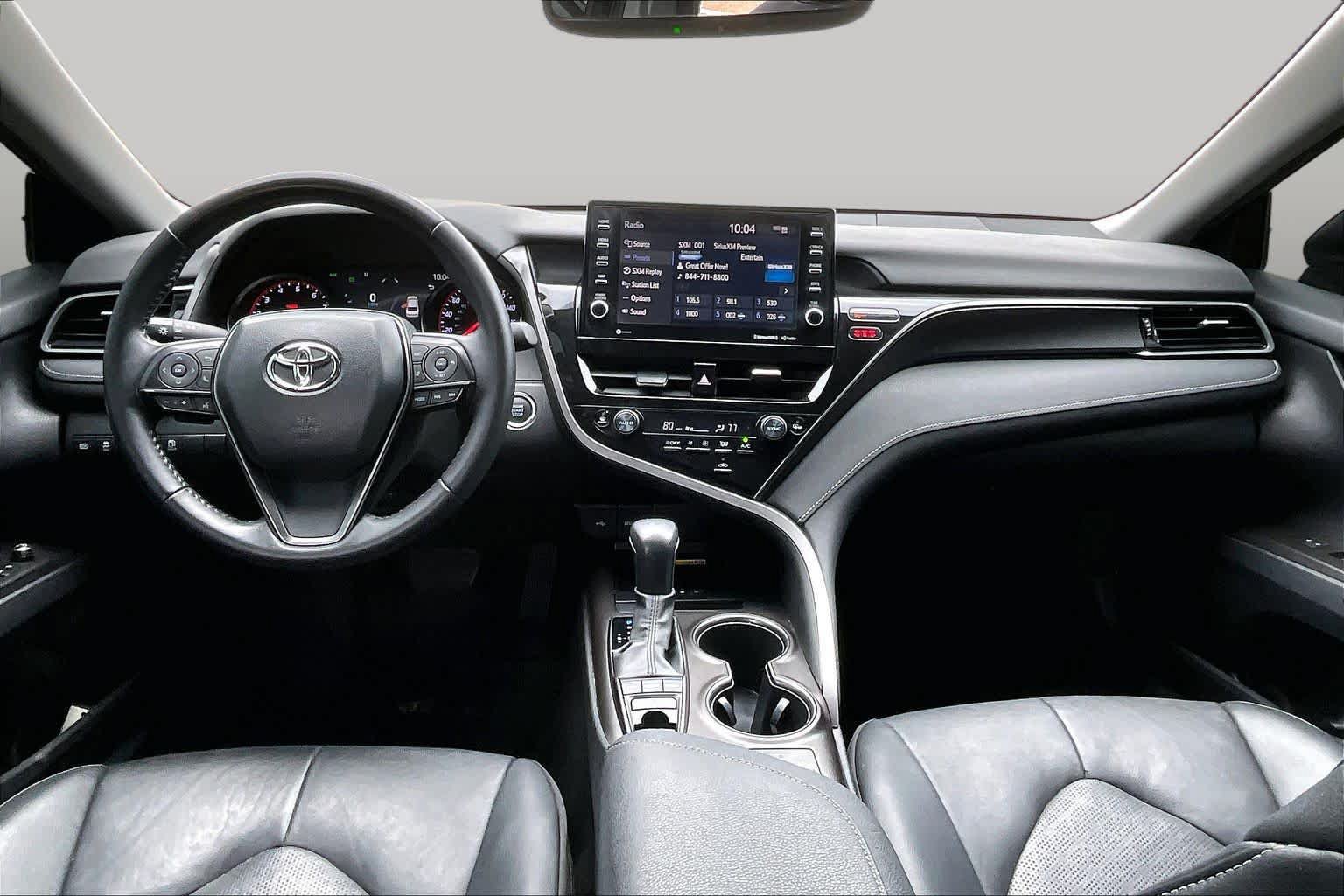 Used 2022 Toyota Camry XSE FWD image 15