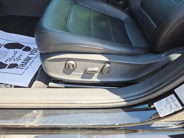 Used 2015 Volkswagen Passat 1.8T Limited Edition image 12