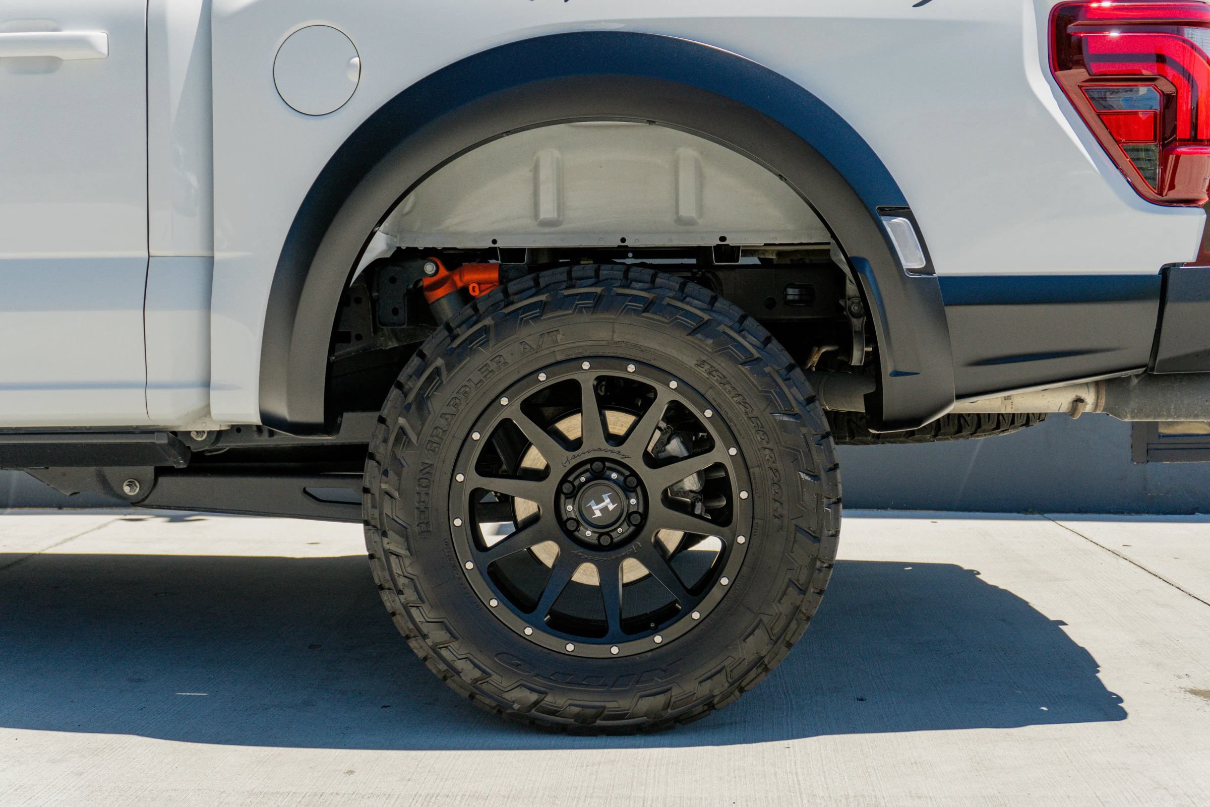 Used 2025 Ford F150 Raptor AWD/4WD image 22
