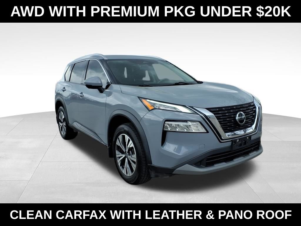 Used 2021 Nissan Rogue SV image 2