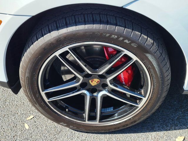 Used 2021 Porsche Macan S AWD/4WD image 8