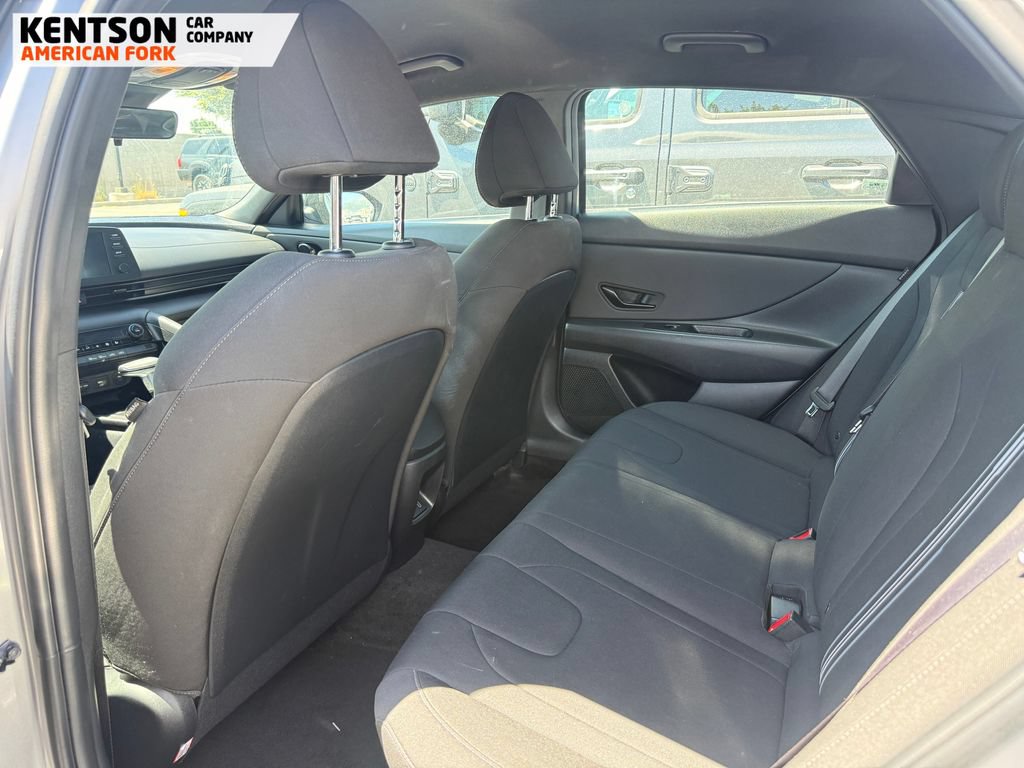 Used 2026 Hyundai Elantra Sport FWD image 4
