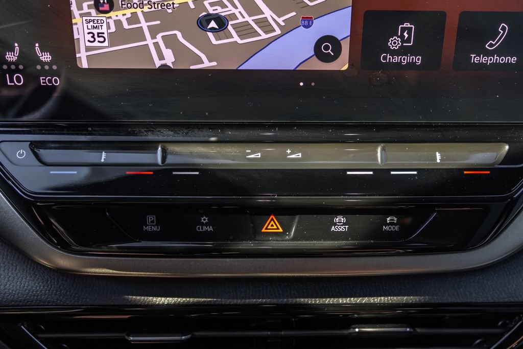 Used 2023 Volkswagen ID.4 Pro AWD/4WD image 18