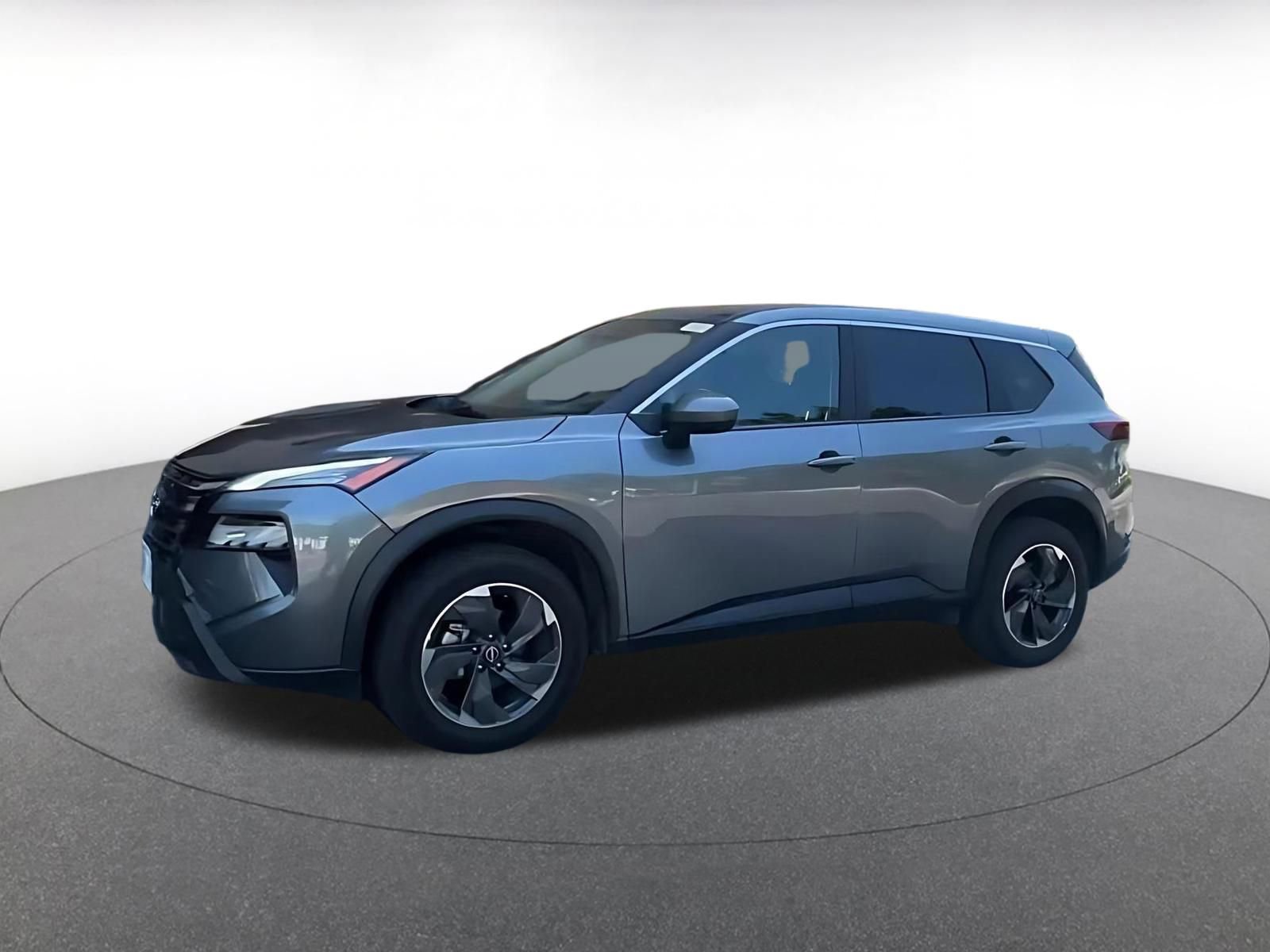 Used 2025 Nissan Rogue SV FWD image 9