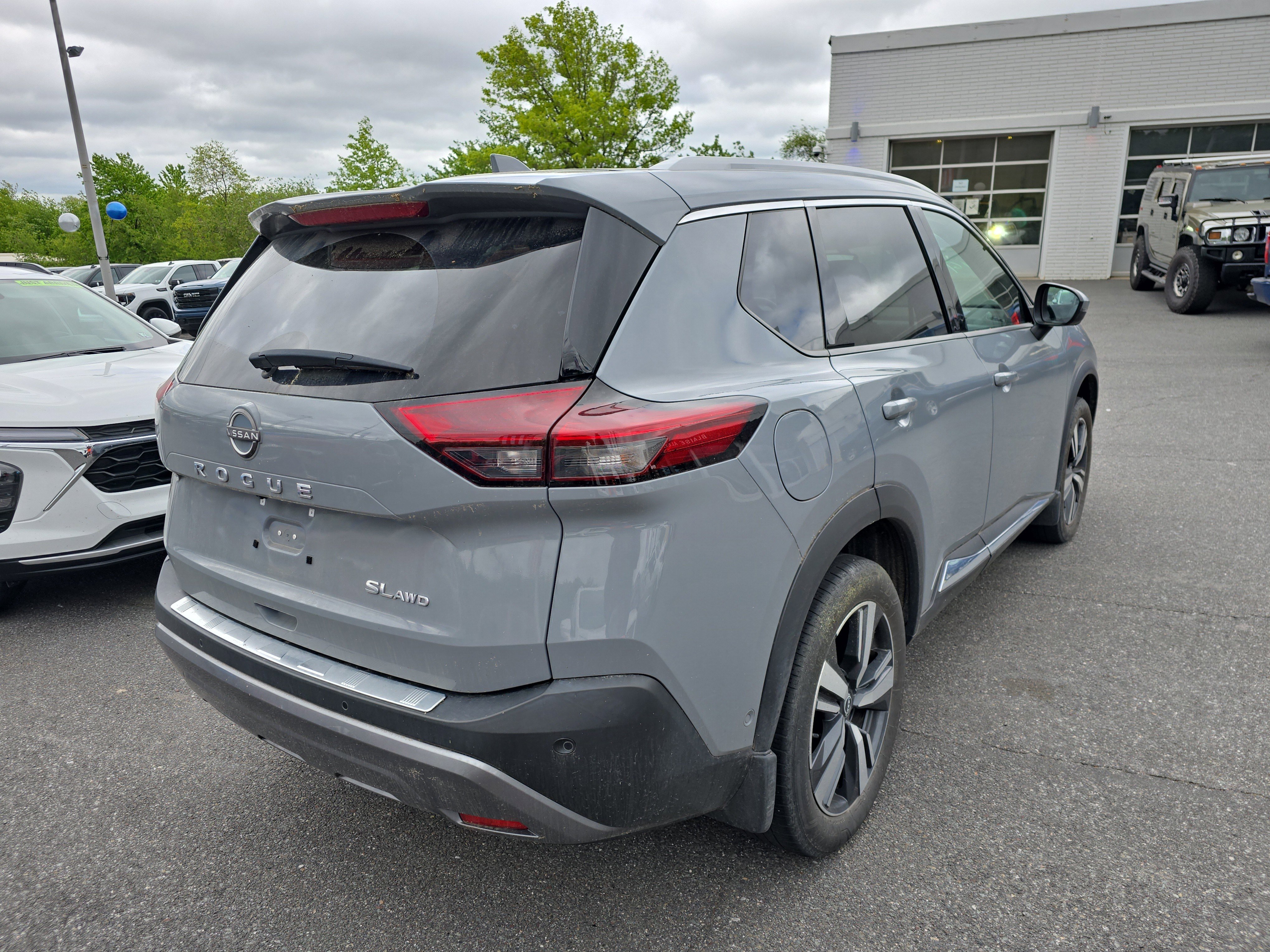 Used 2023 Nissan Rogue SL w/ SL Premium Package AWD/4WD video 3